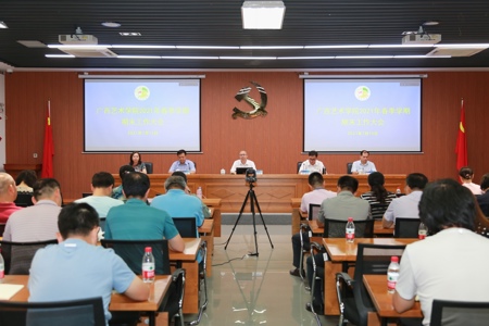 我校召开2021年春季学期期末工作大会 侯道辉校长作工作部署