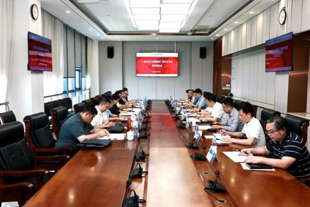 广西文化产业集团到我校交流座谈