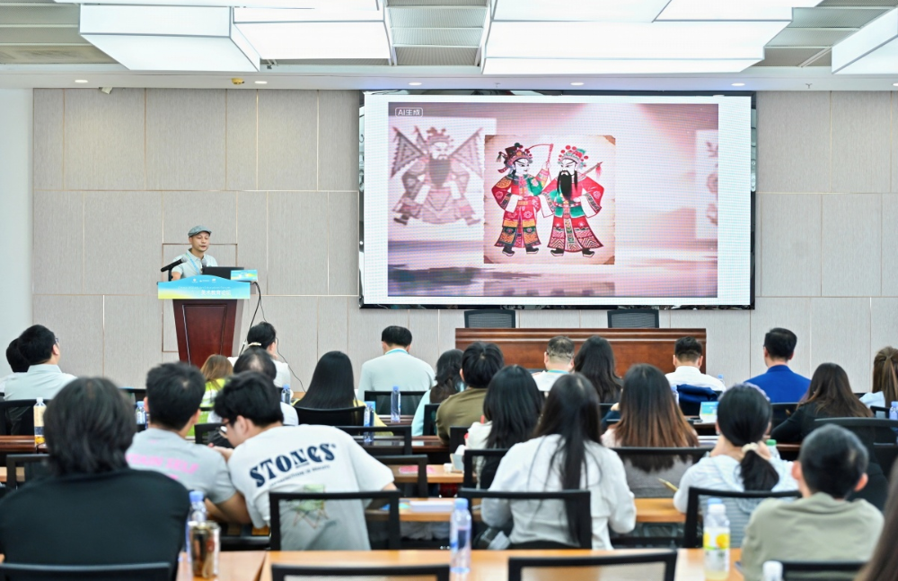 广西云：在南宁邂逅越南风情，中越师生美术作品展来了