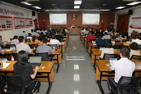我校开展中青年领导干部学习培训 专题学习习近平总书记在中央党校（国家行政学院）中青年干部培训班开班式上的重要讲话精神