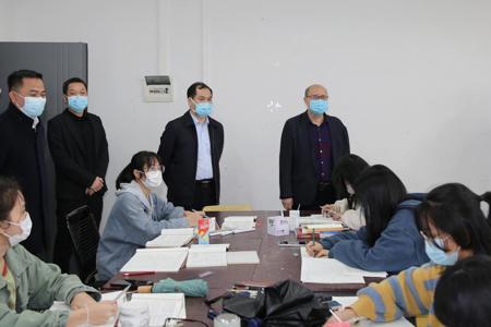 毫不松劲！我校持续抓实抓细疫情防控工作　 