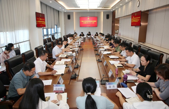 我校召开党委常委会暨党的建设工作领导小组（扩大）会议